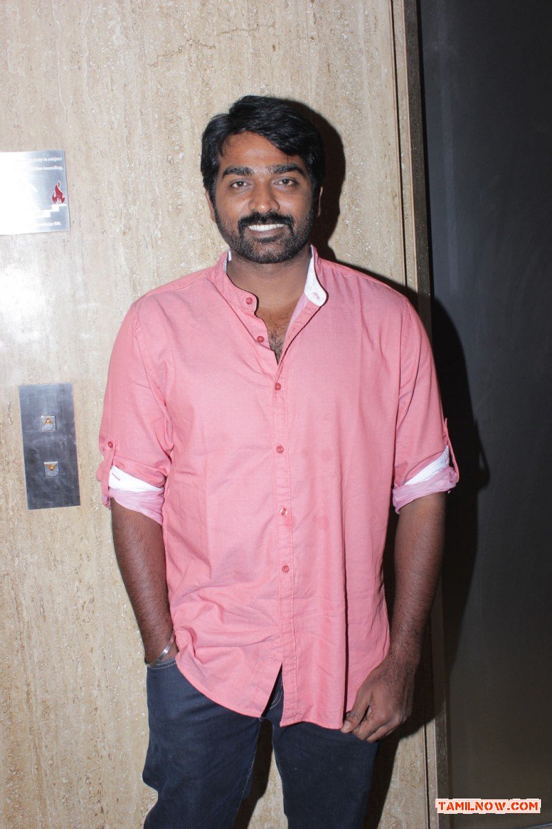 Actor Vijay Sethupathy At Ramya Aparajith Reception 34