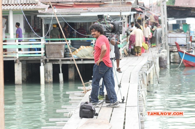 Latest Stills Anegan Movie Location 6483