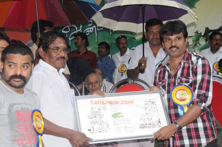 Annakodiyum Kodiveeranum Movie Launch Stills 2629