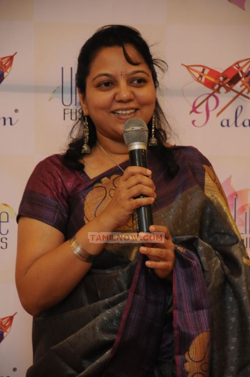 Anuja Iyer At Sri Palam Silks Stills 7025