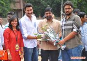 Anusha Dhayanidi Alagiris Weekend Sandhai Inauguration Stills 4126