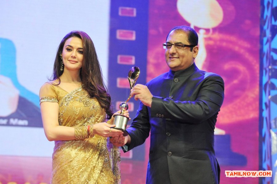 Asiavision Movie Awards 2013 Stills 4012