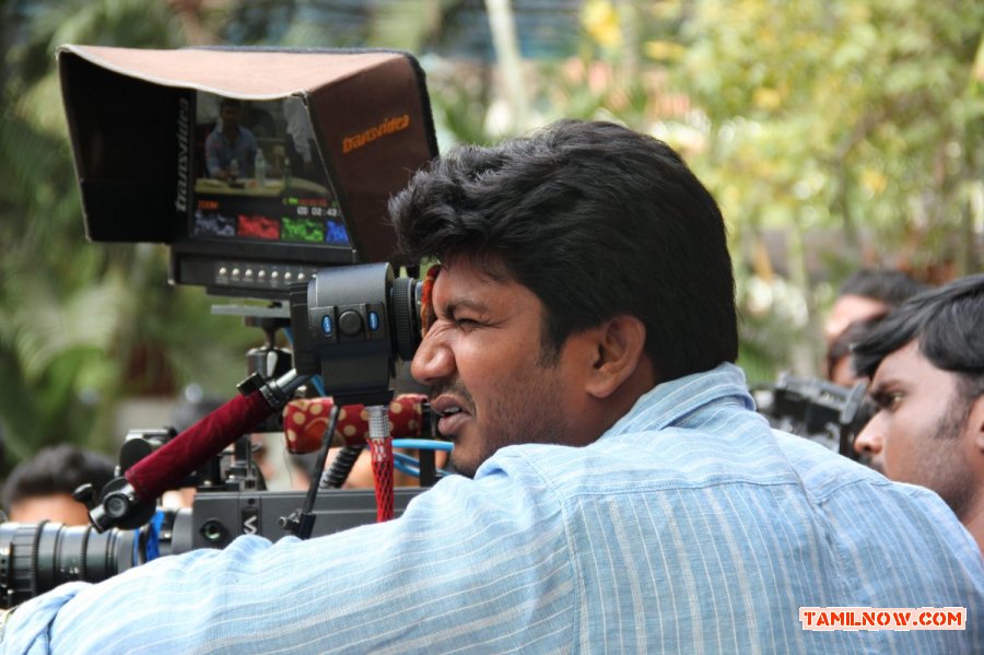 Athi Methavigal Location Stills 9099