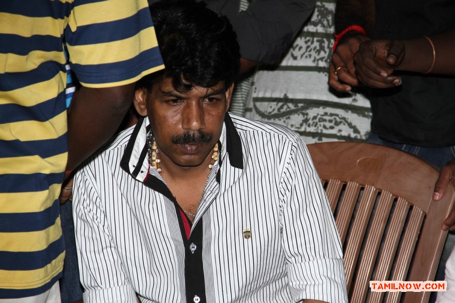 Director Bala At Balu Mahendra Funeral 494