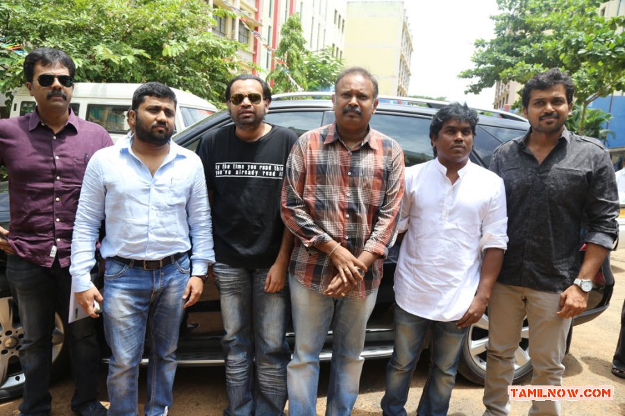 Biriyani Movie Team At Cbcid Office 1195