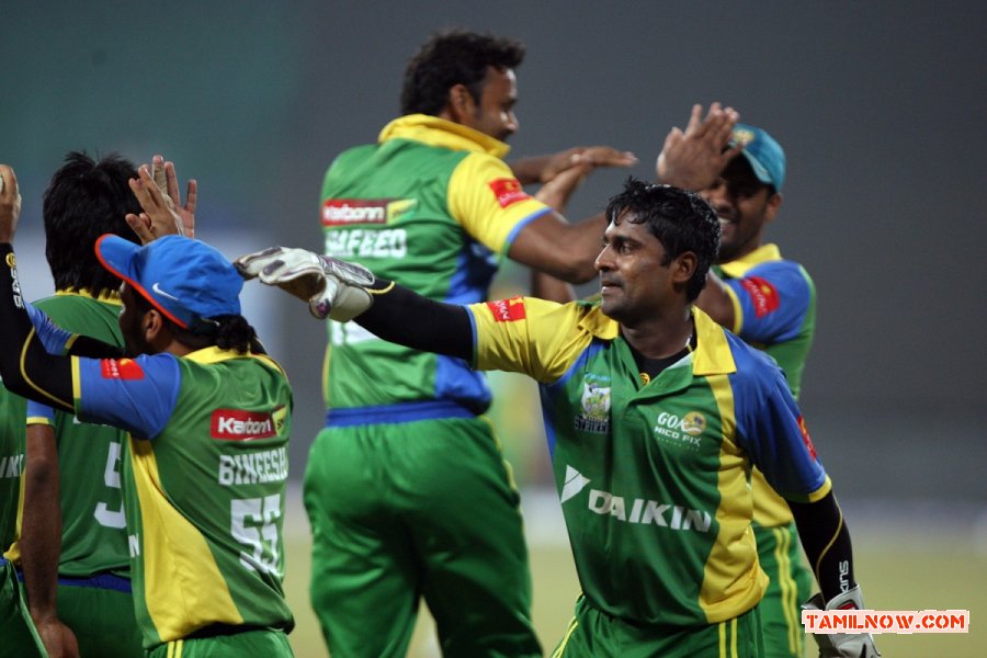 Ccl 4 Kerala Strikers Vs Chennai Rhinos Match 6283