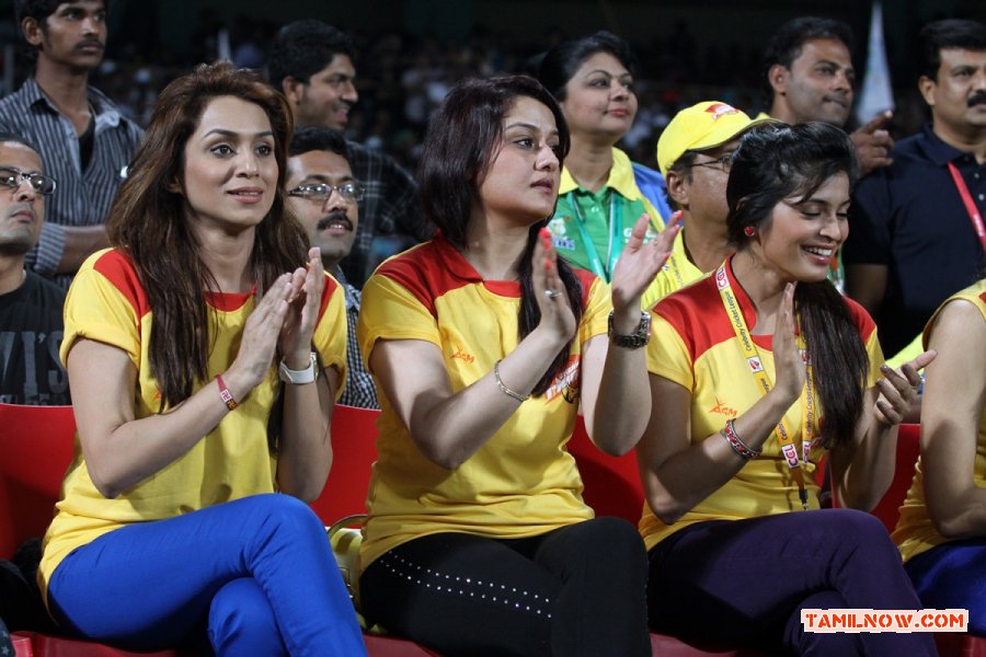 Ccl 4 Kerala Strikers Vs Chennai Rhinos Match 7027