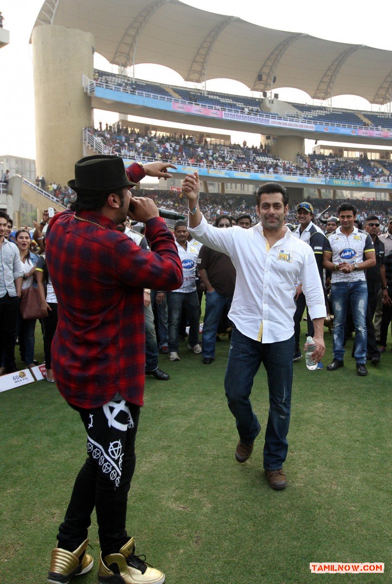 Ccl 4 Mumbai Heroes Vs Chennai Rhinos Match Stills 5110