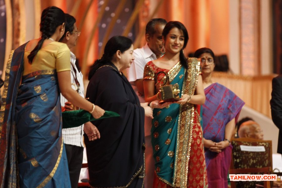 Cm Jayalaitha And Trisha Krishnan At 100 Years Of Indian Cinema 240