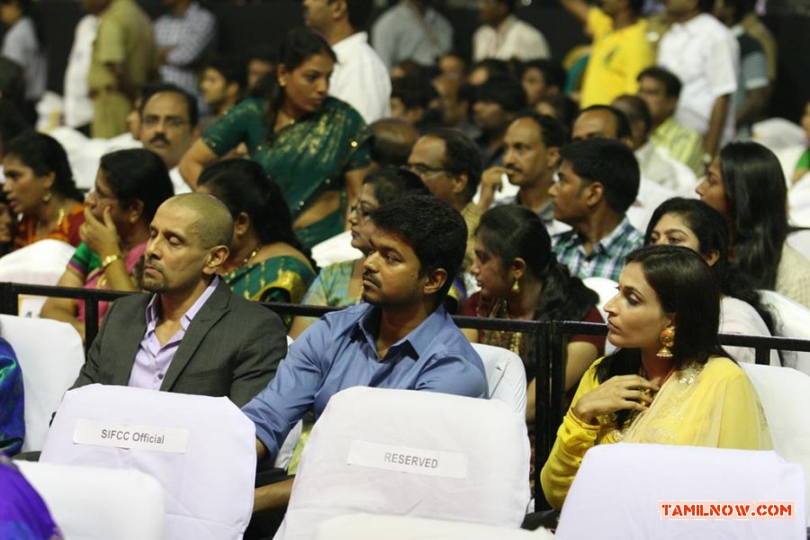 Vikram Vijay At 100 Years Of Indian Cinema 34