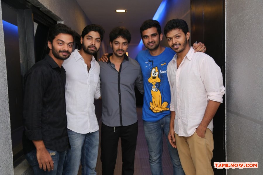 Celebrities At Irukku Aana Illa Premier Show 7475