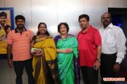 Latha Rajinikanth Yg Mahendra At Irukku Aana Illa Premiere 391