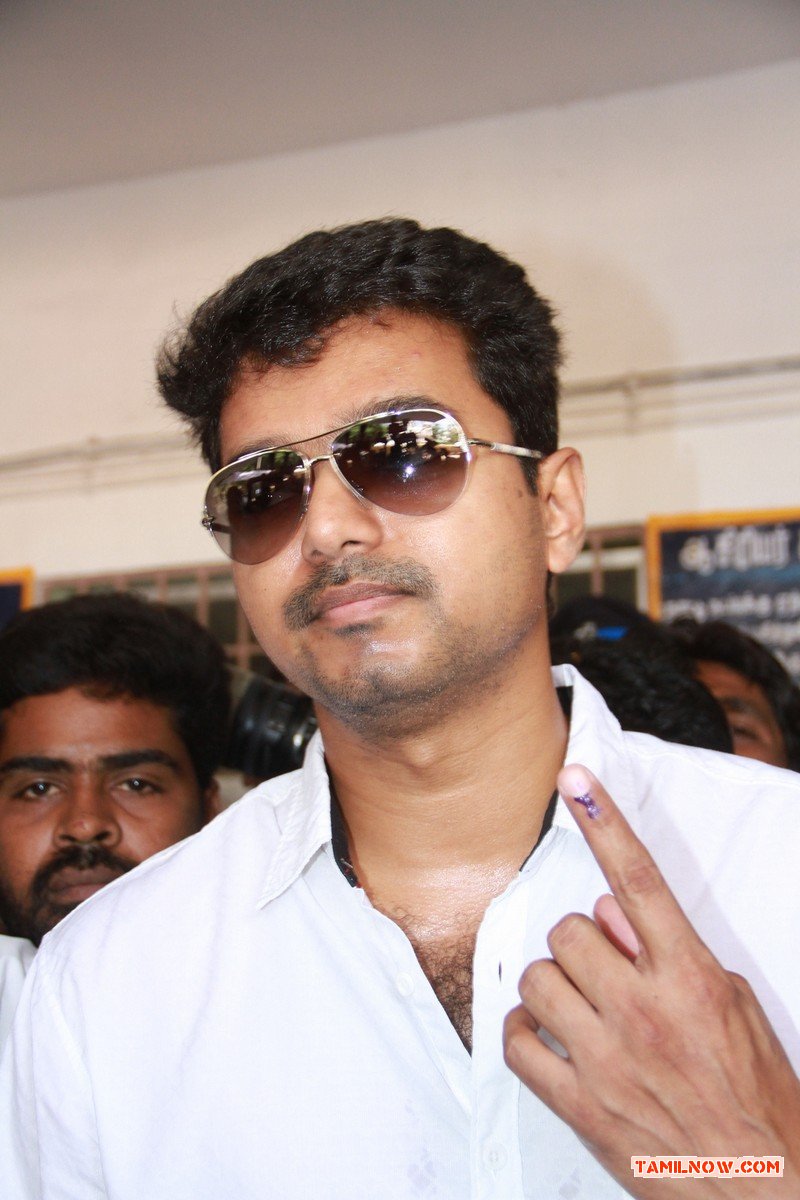 Ilaiyathalapathy Vijay After Casting Vote 893