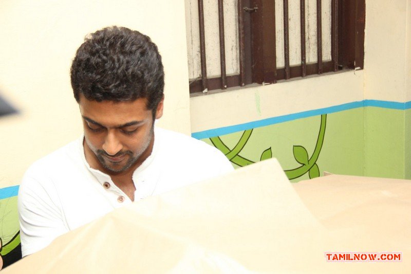 Surya Casting His Vote 822