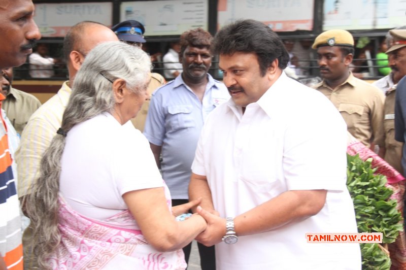 Latest Pics Celebrities Pay Last Respect To Ms Viswanathan Function 8975