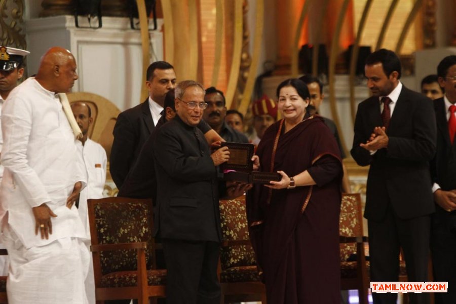 President Pranab Mukherji And Cm J Jayalalitha 246