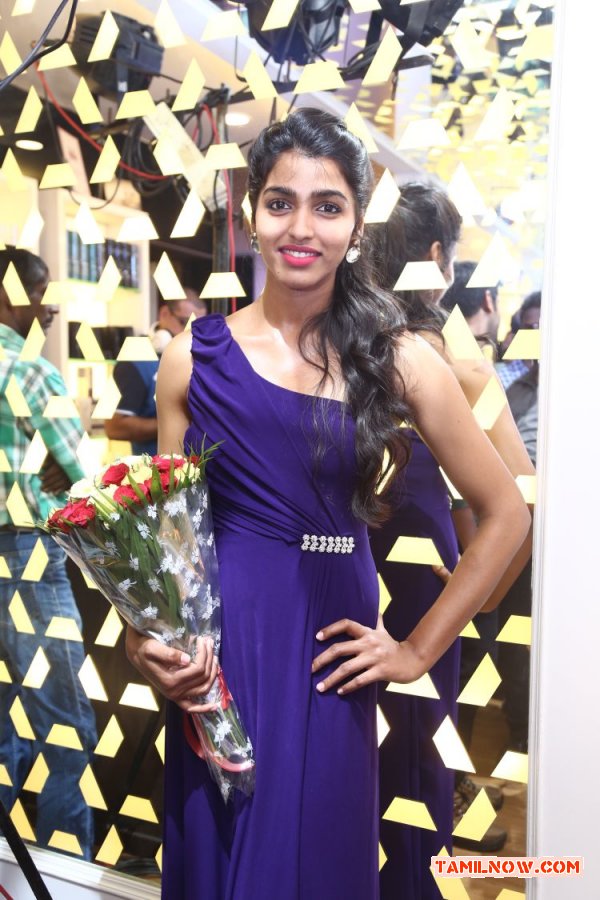 Dhanshika Launches Essensuals At Mylapore 4668