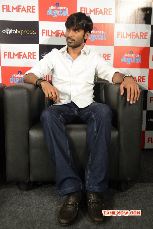 Dhanush At The Filmfare Readers Meet Tamil Function Images 3117