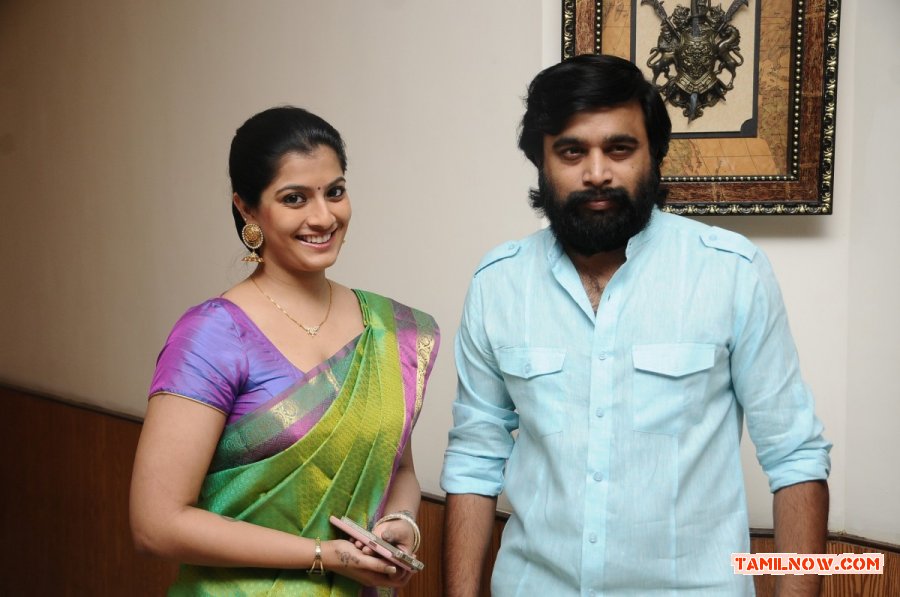 Varalaxmi Sarathkumar And Sasi Kumar 349