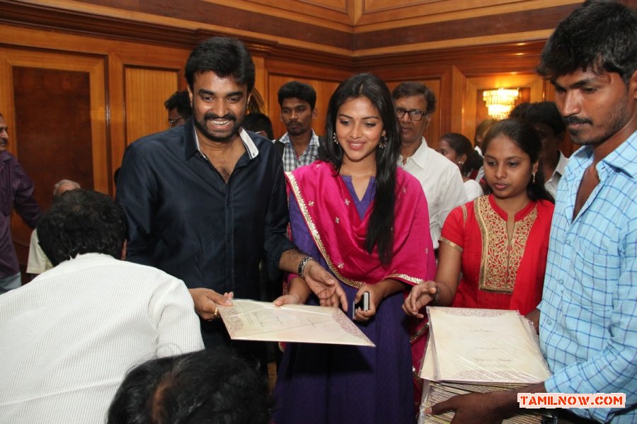 Director Vijay And Actress Amala Paul Press Meet 2555