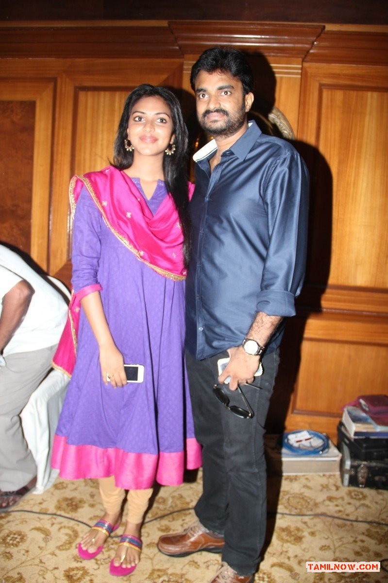 Director Vijay And Actress Amala Paul Press Meet Photos 5984