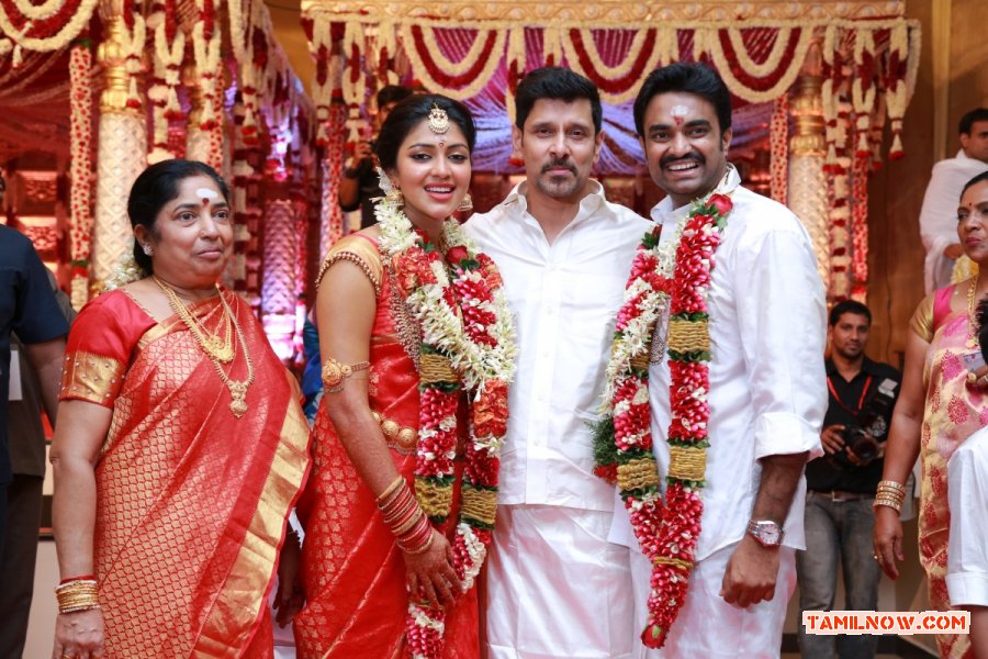 Vikram With Amala Paul And Director Vijay 210