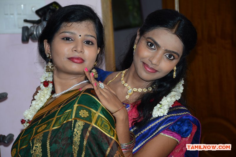 Actresses At Elamari Shooting Spot 723