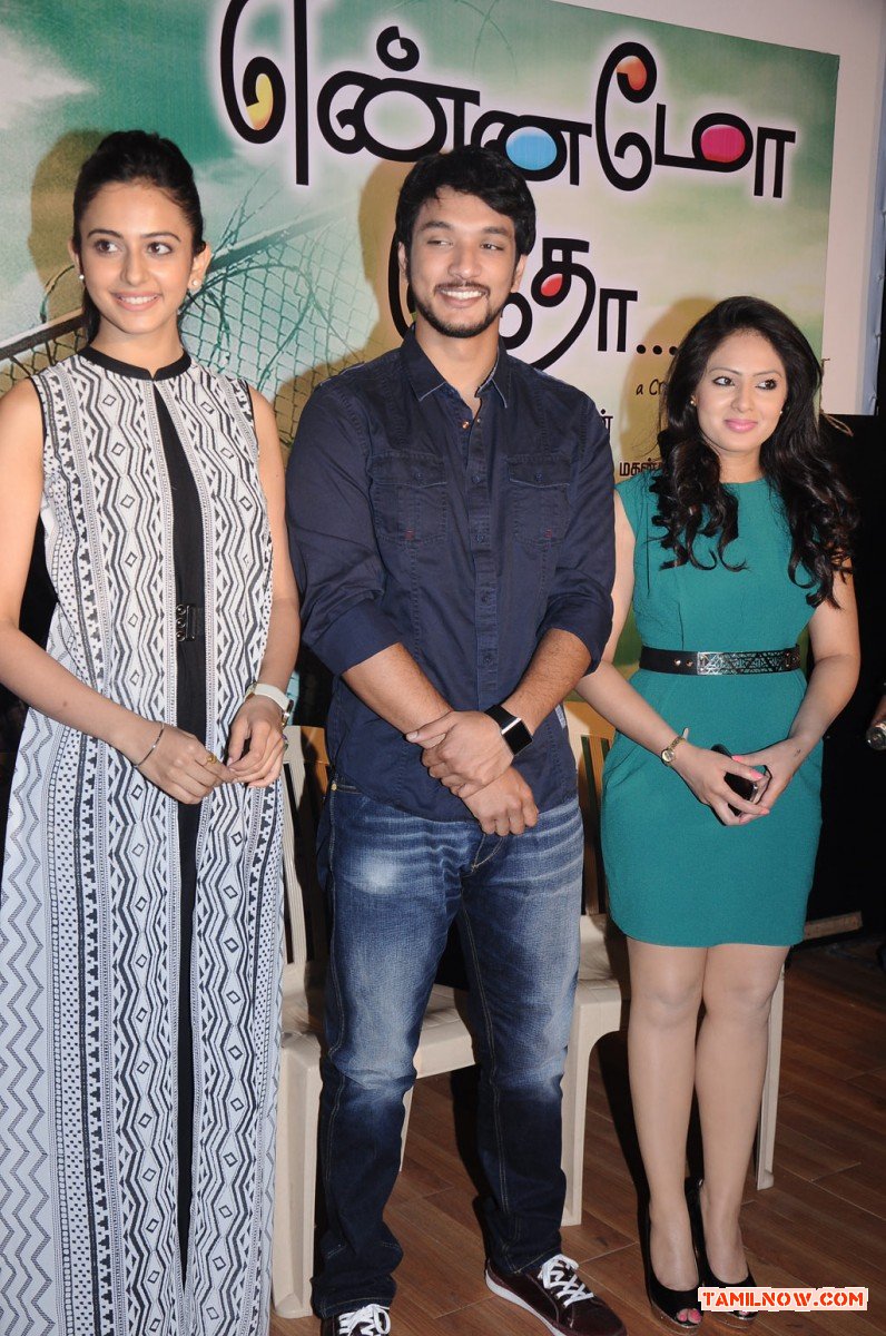 Ennamo Edho Movie Press Meet Stills 6087