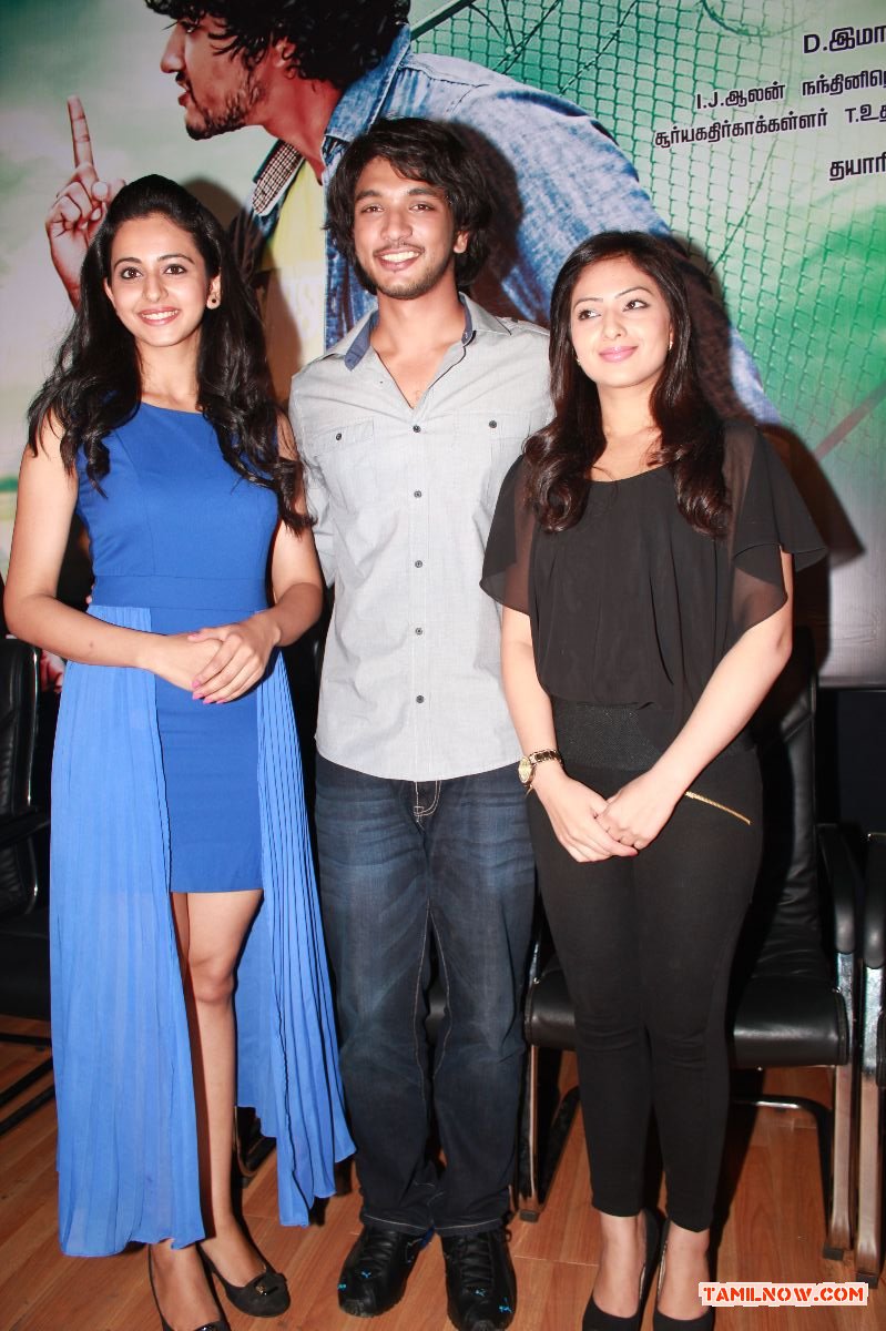 Ennamo Etho Movie Pressmeet 3951