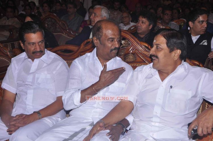 Rajinikanth And Sivakumar 486