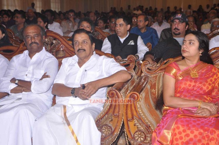 Rajinikanth Sivakumar And Suhasini 320