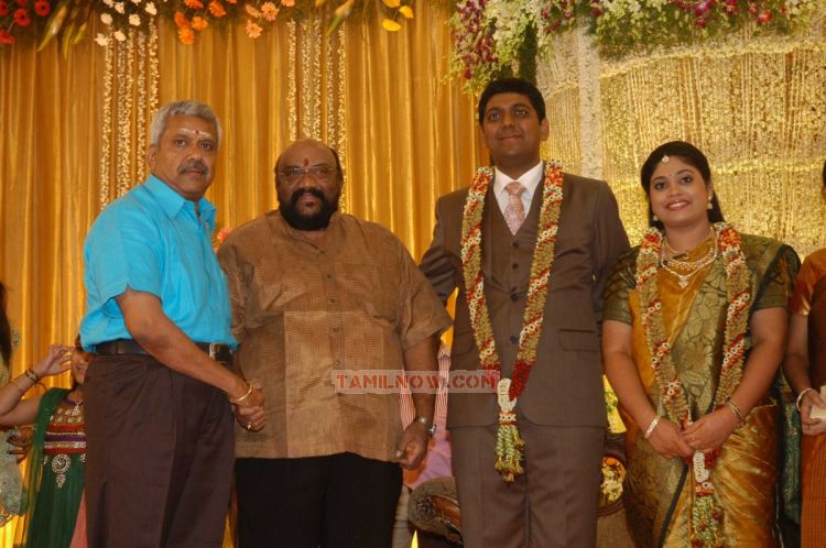 Four Frames Kalyanam Son Satheesh Reception 2519