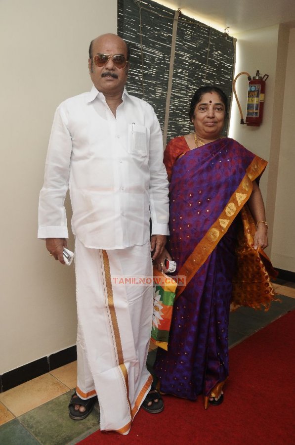 Ai Alagappan With Wife 884