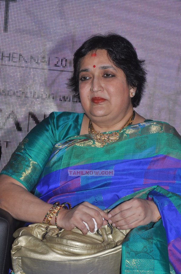 Latha Rajinikanth 699