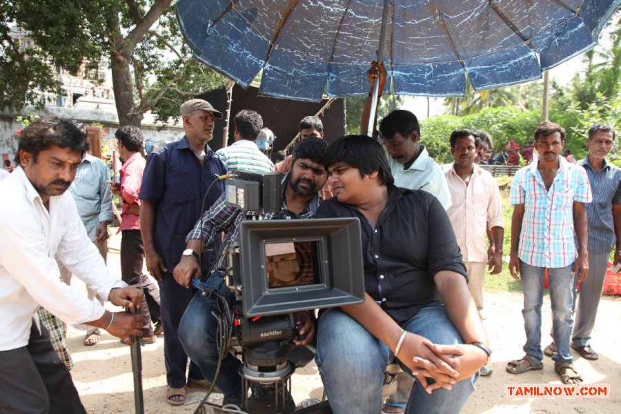 Jigarthanda Movie Working Stills Stills 1466