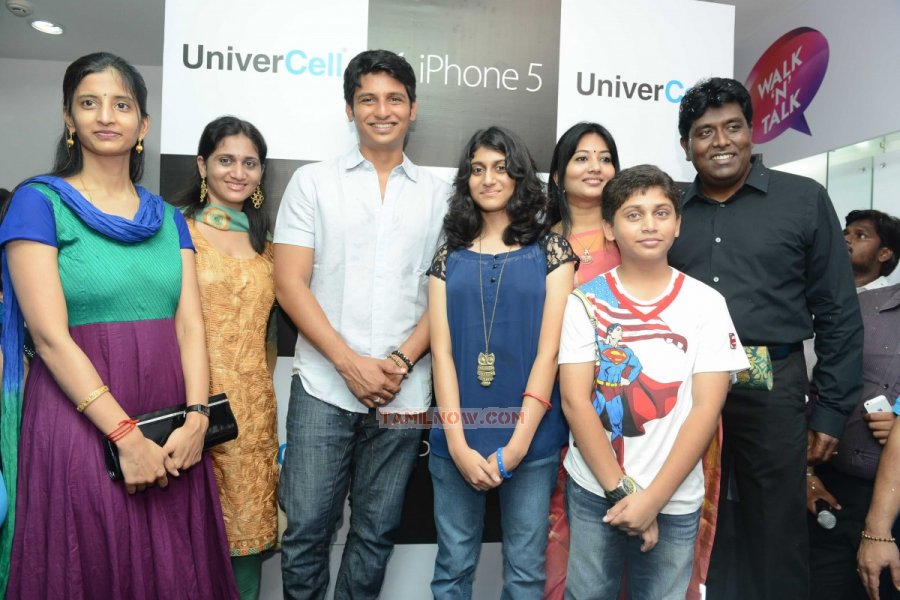 Jiiva Launches Apple Iphone 640