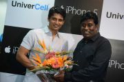Jiiva Launches Apple Iphone 7952