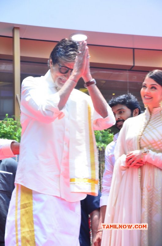 Kalyan Jewellers Chennai Showroom Launch Pics 1086