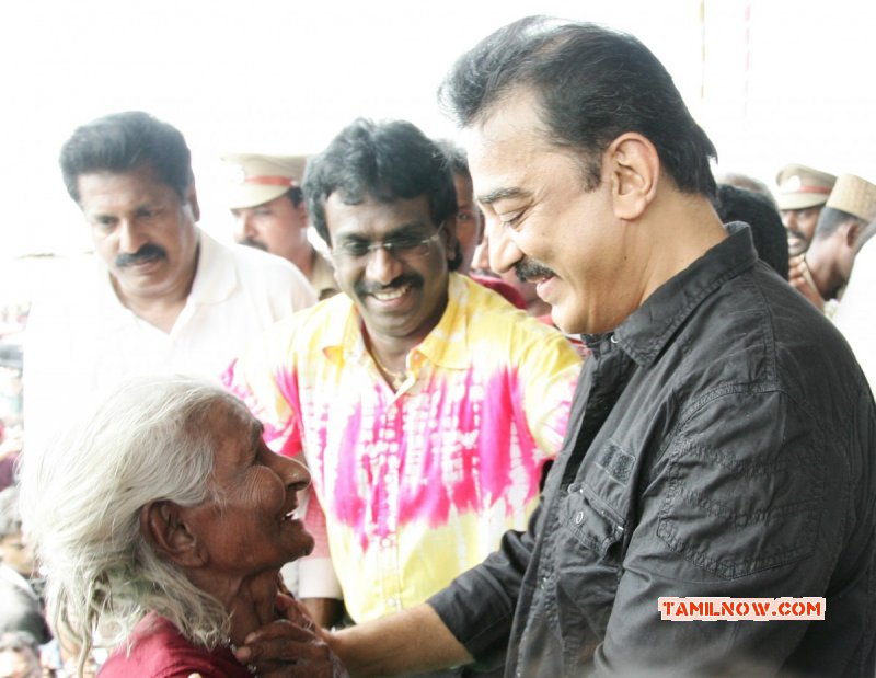 Latest Pictures Kamal Haasan Launching Lake Cleaning Movement Function 8582