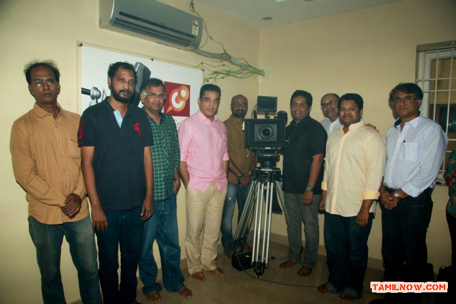 Kamalhaasans Drishyam Remake Pooja 8665