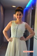 New Image Taapsee At Kanchana 2 Special Show 573