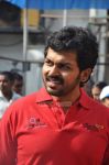 Karthi At O2 Car Rally For The Blind