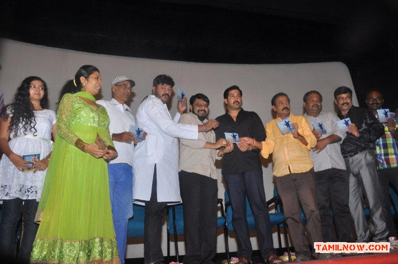 Kathalukku Kannilai Pressmeet 9137