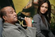 Rajnikanth And Soundarya 837