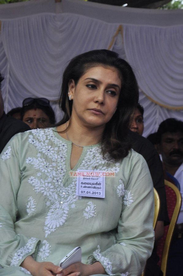 Kollywood Stars Fasting Against Tax 8123
