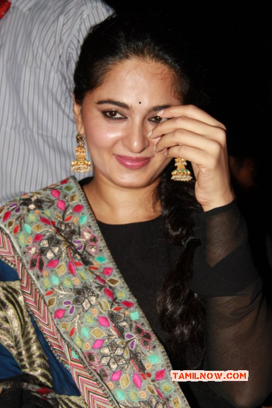 Actress Anushka Shetty At Lingaa Audio Launch Event Photo 72