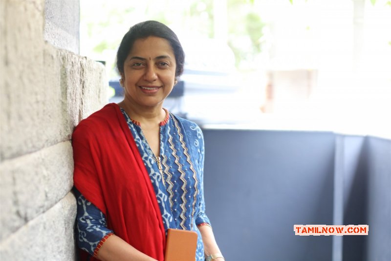 Suhasini Maniratnam 917