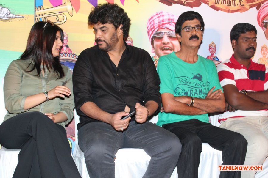 Madha Gaja Raja Press Meet Photos 115
