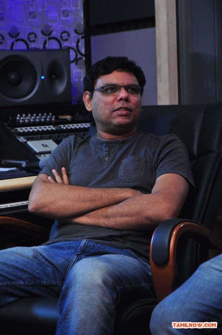 Madhu Maadhu Soodhu Song Recording 5432