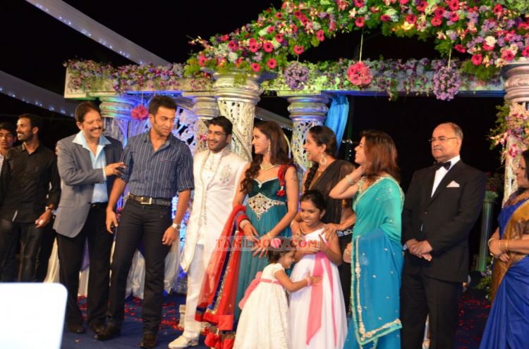 Prithviraj Family With Mamta Mohandas 199